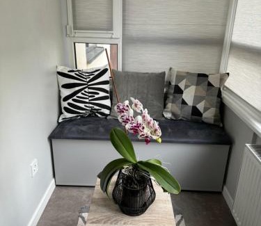 Ternopil Apartment | Stylish Apartment in Ternopil - Rated 9.7/10, Family-Friendly