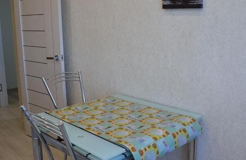 Proletarskiy rayon Apartment | Top-Rated Pet-Friendly Hotel: Строителей 2 Awaits You
