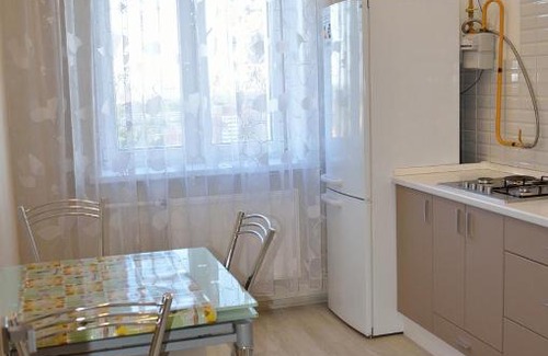 Proletarskiy rayon Apartment | Top-Rated Pet-Friendly Hotel: Строителей 2 Awaits You