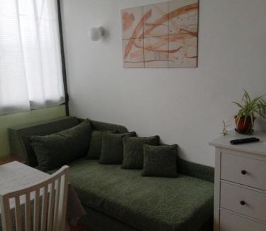 Hisarja Apartment | Discover Studio Bijou with Ocean Views and Private Pool