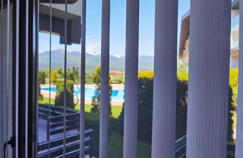 Razlog Apartment | Cozy Studio for Three with Pool at Aspen Golf Resort