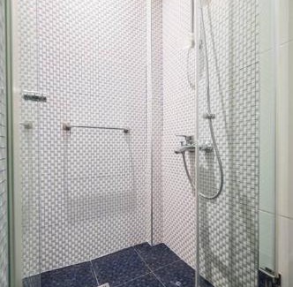 Plovdiv Center Apartment | Prime Location: Studio Rimski Stadion with Restaurant