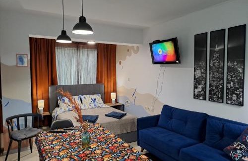 Blagoevgrad Apartment | Guest Rated Studio Colour - Child-Friendly Retreat