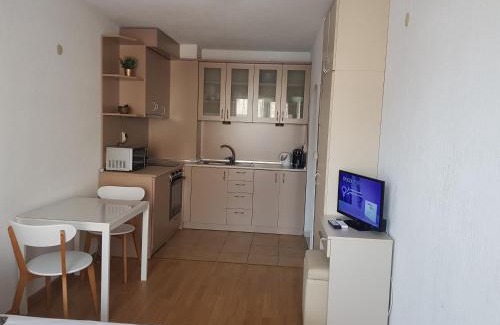 Sandanski Apartment | Pet-Friendly Studio Center 2: Rated 9.5 by Guests