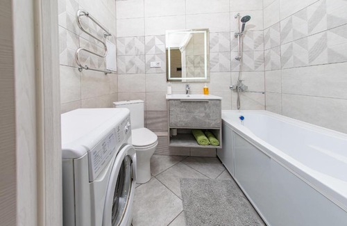 Lenina Apartment | Exceptional Studio at "Берёзовые аллеи" - Perfect Getaway