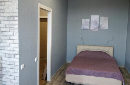 Yaroslavl Apartment | Guest Rated 10/10: Студия в Династии with Hot Tub & Breakfast