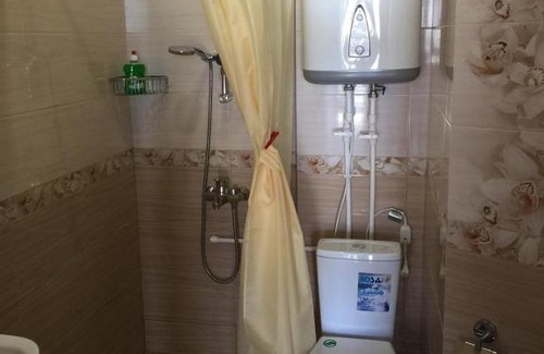 Verkhne-Imeretinskaya Bukhta Apartment | Top-Rated Студия на Хуторской: Ideal Getaway for Travelers