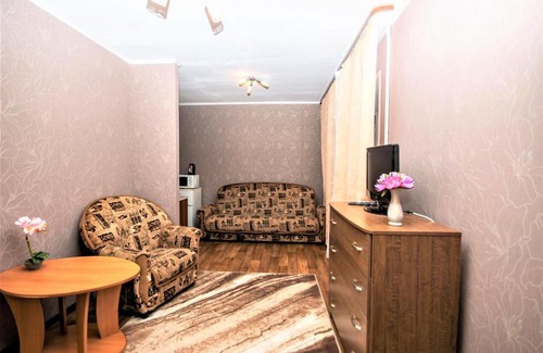 Tyumen Apartment | Budget-Friendly Studio Near Train Station for Your Stay