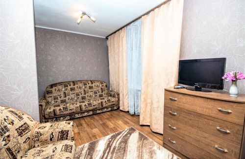 Tyumen Apartment | Budget-Friendly Studio Near Train Station for Your Stay