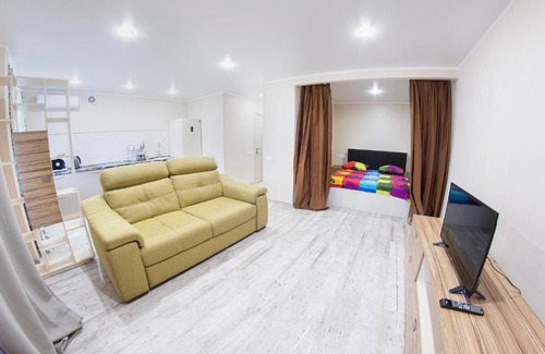 Frunzenskiy rayon Apartment | Top-Rated Студия Универ: Wheelchair Accessible Comfort