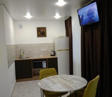 Krivoy Rog Apartment | Cozy Studio with Smart TV and Air Conditioning - 9.6 Rated