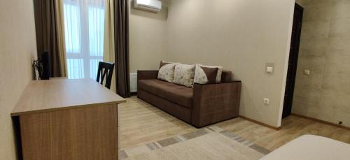 Lutsk House | Modern Apartment with Hot Tub & Top Guest Ratings