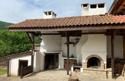 Asparuhovo House | Discover СЪНТОВЕЦ: Guest House with Ocean View & Pool