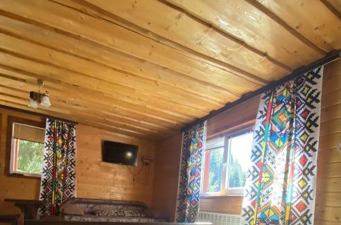 Soymy Apartment | Family Room at Sadyba U Ani - Pet & Child Friendly Stay