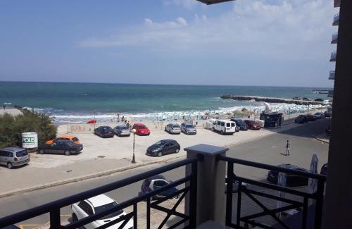 Old Town Apartment | Explore Таня 11: Family-Friendly Oceanfront Getaway