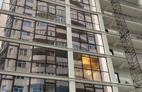 Sochi City Centre Apartment | Oceanfront Escape at Тасмана 153 with Sea Views