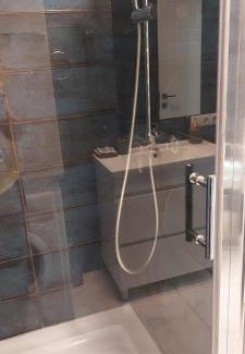 Holosiivskyj Apartment | Exceptional Stay at Теремки with Family-Friendly Amenities