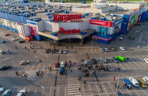 Dnipro Apartment | Tranquil Escape at Caravan, Left Bank - Family Friendly Stay