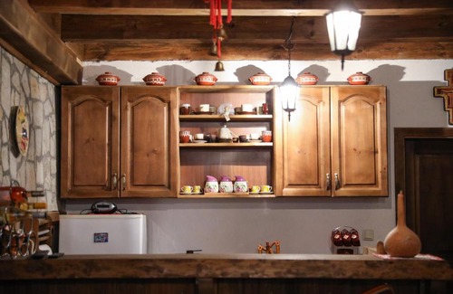 Leshten House | Top-Rated Тодорината къща with Family-Friendly Amenities