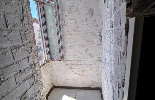 Razgrad Apartment | Cozy Top Center Studio - Pet & Child Friendly Stay!