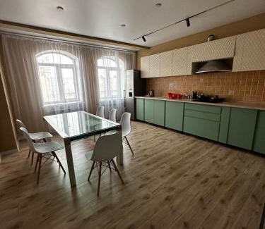 Balkhash Apartment | Трехкомнатная квартира в центре города