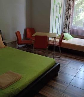 Primorsko Apartment | Child-Friendly Comfort at Триo апарт for Your Getaway