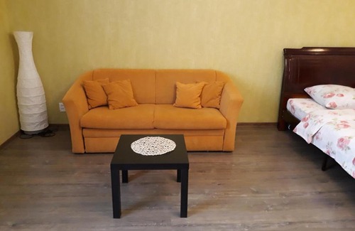 Volgograd Apartment | Scenic Tourist House Apartments with Central Waterfront Views