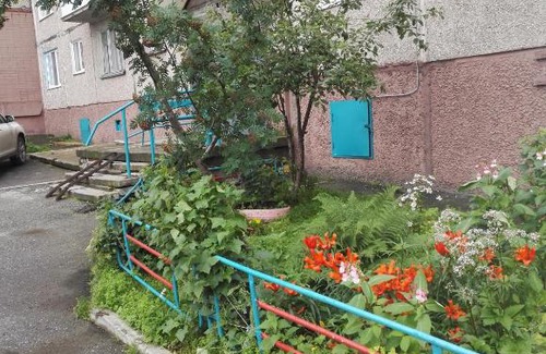 Murmansk Apartment | Comfortable Apartment with Pet-Friendly Amenities