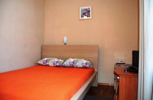 Ust'-Koksa Hotel | Discover Уймонская долина: Pet Friendly & Breakfast Included