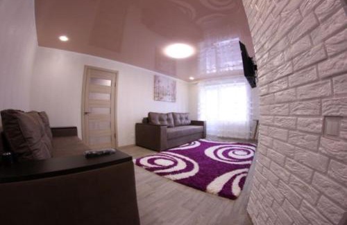 Kirovograd Apartment | Comfortable Apartments on Shevchenko Street with Kitchen Access