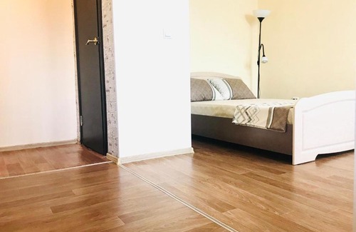 Kemerovo Apartment | Pet Friendly Stay at ул. Красноармейская, д. 95 - Rated 8/10
