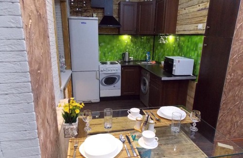 Norilsk Apartment | Explore ул.Лауреатов,71: Your Ideal Budget-Friendly Stay