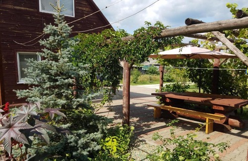 Kamianiuki House | Pet-Friendly Усадьба Пущанский хуторок with Hot Tub