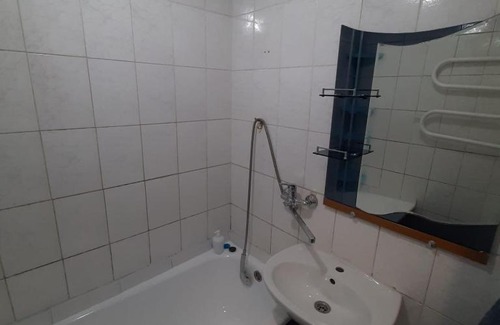 Oskemen Apartment | Child-Friendly Comfort at Утепова 41 - Rated 10/10
