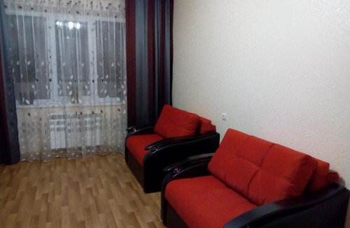 Nizhnekamsk Apartment | Cozy Two-Room Stay on Studencheskaya with Hot Tub Access