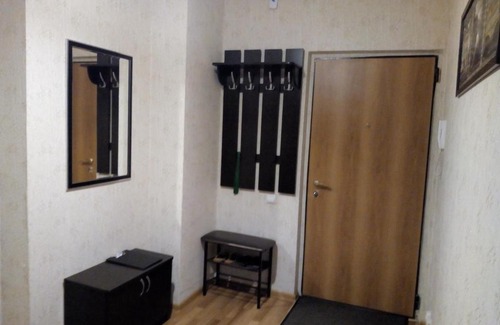 Nizhnekamsk Apartment | Cozy Two-Room Stay on Studencheskaya with Hot Tub Access