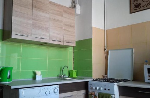 Mariupol Apartment | Cozy Apartment in Historic Mariupol - Guest Rated 9/10