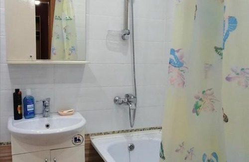 Cheboksary Apartment | Cozy Apartment in Raduzhny - Pet Friendly Retreat