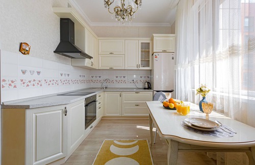 Yesil District Apartment | Welcoming Apartment with Private Courtyard Near Shopping