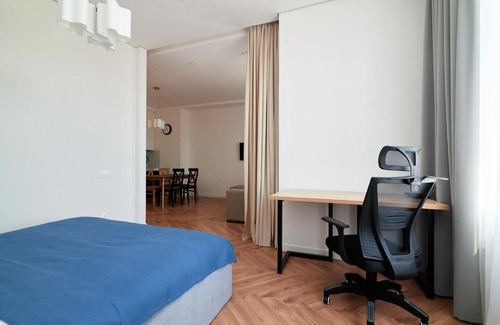 Nur-Sultan Apartment | Cozy Studio Near Botanical Park - Rated 10/10, Pet Friendly