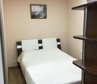 Rezina Apartment | Cozy Studio in Rezina with Hot Tub & Family Amenities