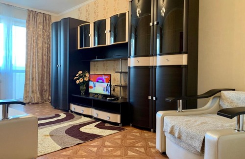 Leninskiy rayon Apartment | Cozy 1-Bedroom Apartment on Khalturinskiy - Guest Rated 10/10