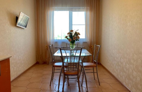 Leninskiy rayon Apartment | Cozy 1-Bedroom Apartment on Khalturinskiy - Guest Rated 10/10