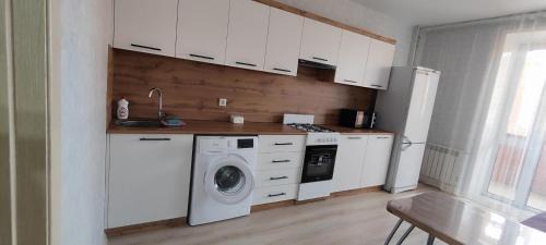 Kostanay Apartment | Cozy 2-Room Apartment: Guest Rated 9.8, Pet Friendly