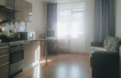 Murinskoe Apartment | Cozy and Budget-Friendly Stay with Breakfast & Pet Perks