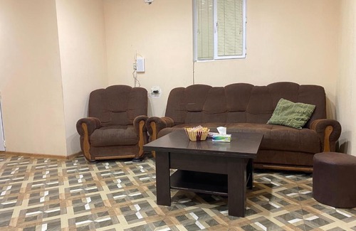 Geghanist Apartment | Cozy Apartment Near EVN Airport with Family-Friendly Perks