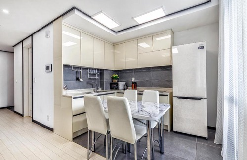 Yesil District Apartment | Cozy Highvill Park-2 Apartment with Pool & Child-Friendly Space