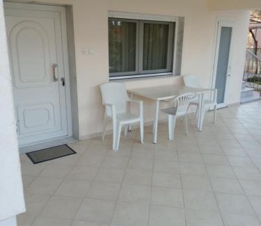 Serres House | Cozy House: Perfect for Families Seeking Comfort & Fun