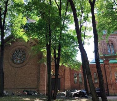 Maskavas Forstate Apartment | Cozy Loft Surrounded by Historic Parks - Pet Friendly Stay