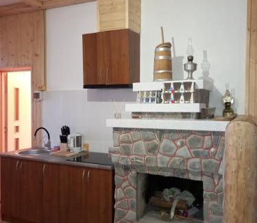 Manyava House | Cozy У бабусі: Guest Rated 9.8, Pet & Child Friendly